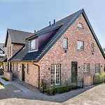 Hoeoeg Hues Whg 3 *