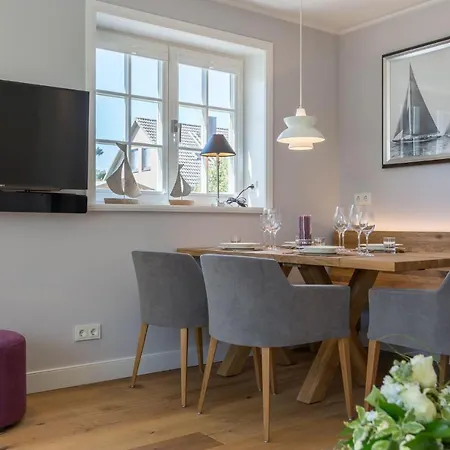 Hoeoeg Hues Whg 3 * Wenningstedt-Braderup (Sylt)